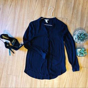 H&M V-Neck Button Down Shirt